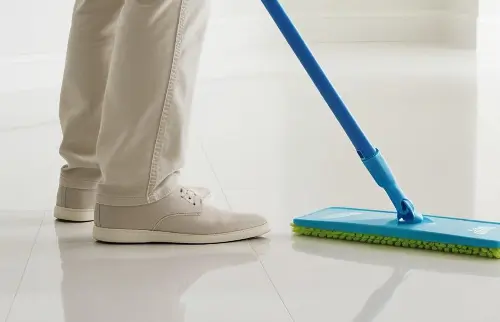 Alles over het mooi en schoonhouden van je gietvloer.